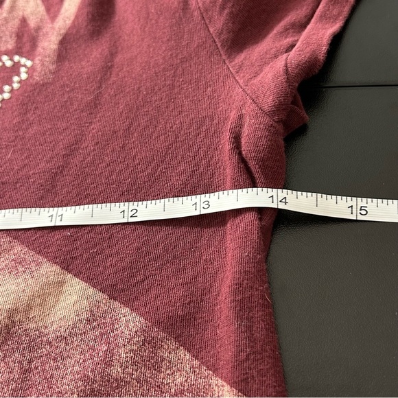 Old Navy Girls Graphic T-shirt Short Sleeve Skull Crossbones Burgundy Size Large - Picture 6 of 7